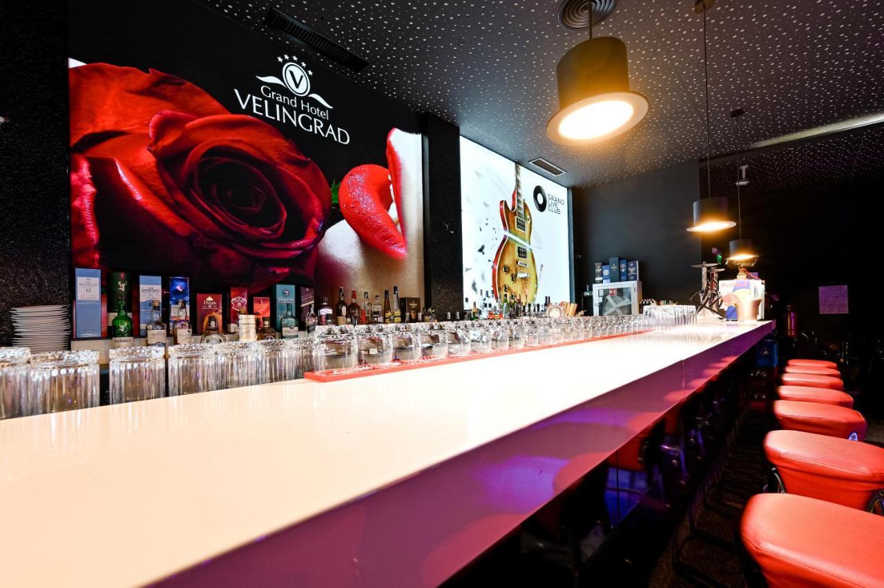 Grand Hotel Velingrad Exterior foto Bar