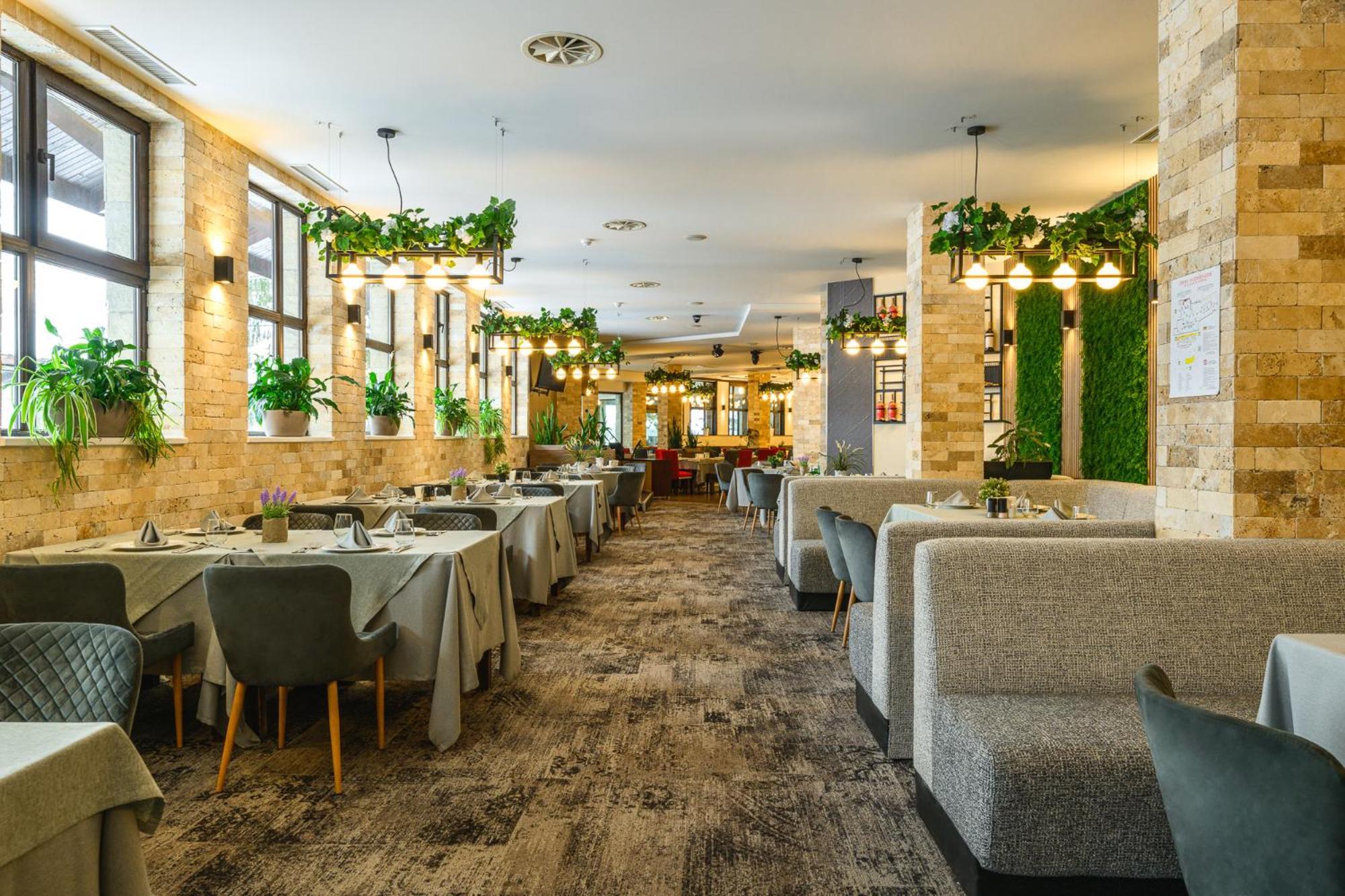 Grand Hotel Velingrad Exterior foto Restaurant interior