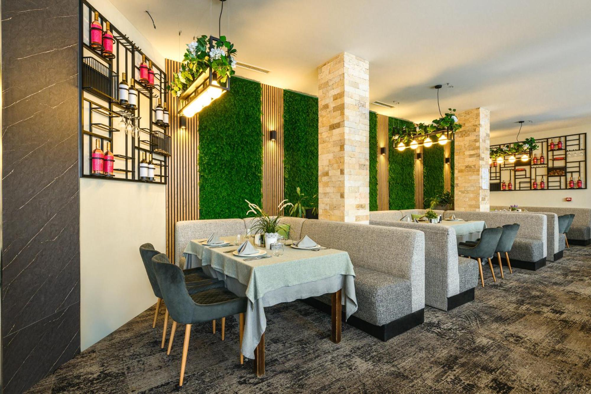 Grand Hotel Velingrad Exterior foto Restaurant interior