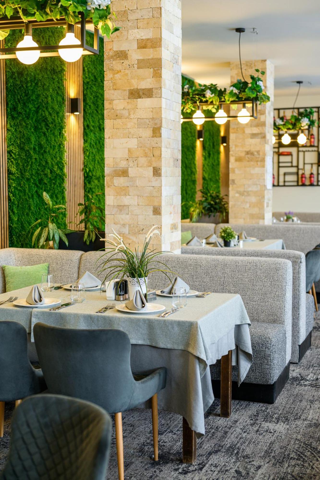 Grand Hotel Velingrad Exterior foto Restaurant interior